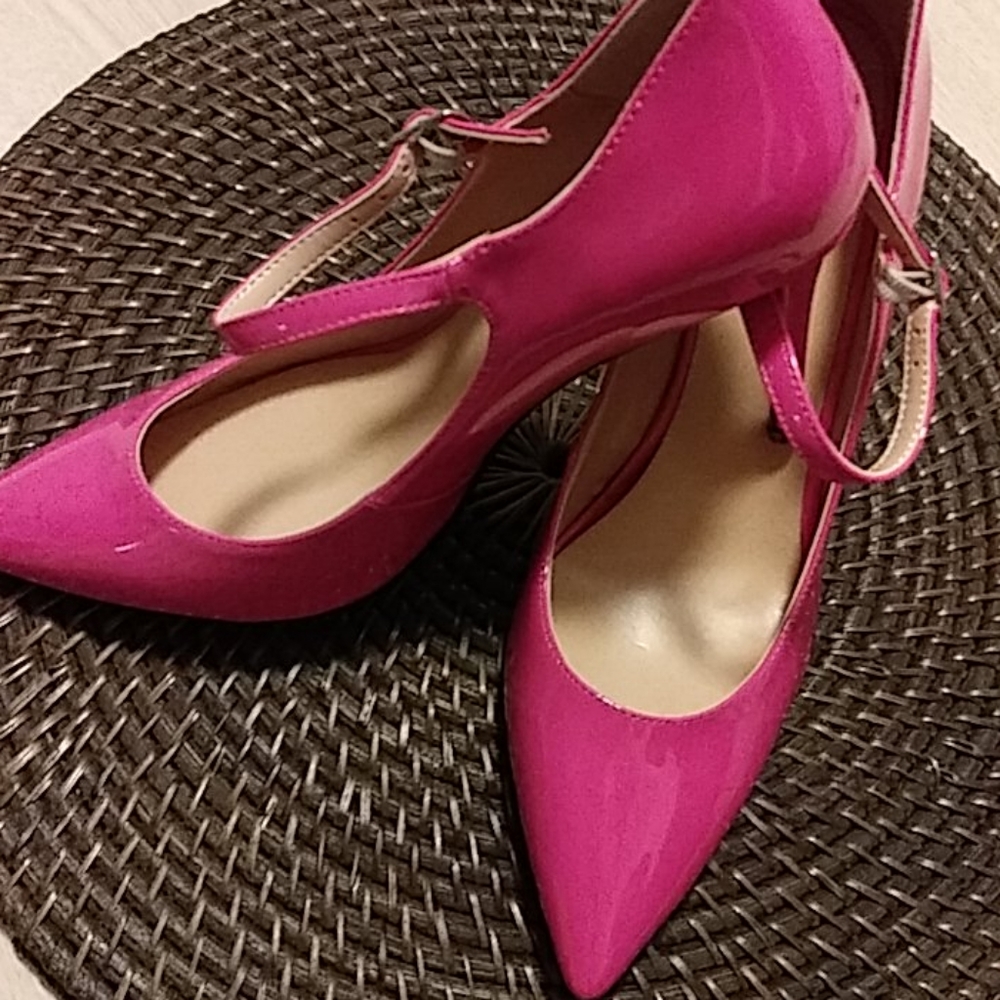 Pink Fushia Ladies Pumps
